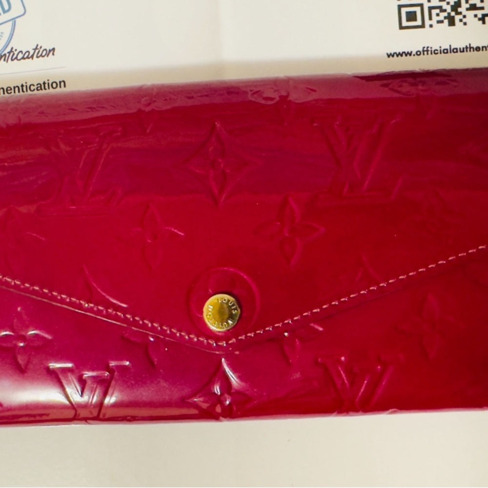 Louis Vuitton Pink Wallet